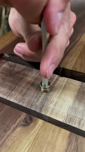 Threaded inserts 👌 #wood #woodworking #learnontiktok #learnwithtiktok #learnfromme #threadedinserts