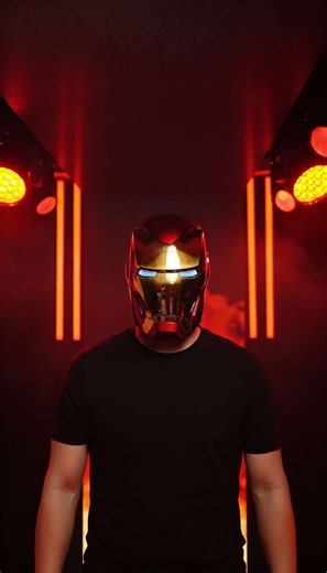 Probando el casco de Iron Man… ¿soy Tony Stark por un día? 🔥 #marvel #ironman #helmet #gabyldb🐑