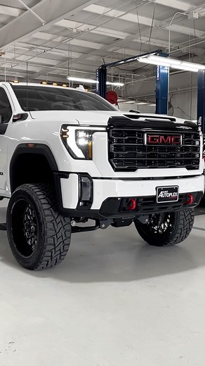 Autoplex Customs on Instagram: "2024 GMC 2500HD AT4 (241 MILES) — 6.5” BDS Kit / Fox Shocks 24x12 KG1 “Chemist” Wheels 37x13.50R24LT Toyo OC R/T Tires Painted Emblems / Smoked Markers ———————————————————— #BDSSuspension #KG1Forged #ToyoRTs #AutoplexCustoms #HurstAutoplex #Truck #2024GMC #Sierra #2500HD #AT4 #Diesels"