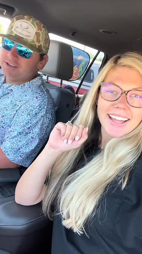 Remind me to quit filming around kaylib And check out the at Sam s!! #bloompartner | Smooth Lepe