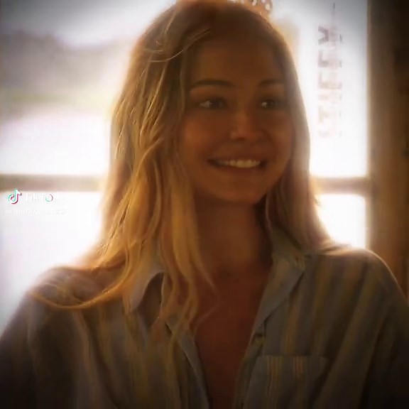 Delilah Fisher Fanfiction Edit: The Summer I Turned Pretty