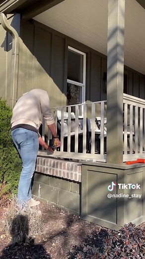 DIY Porch Railing: From Scratch to Stunning