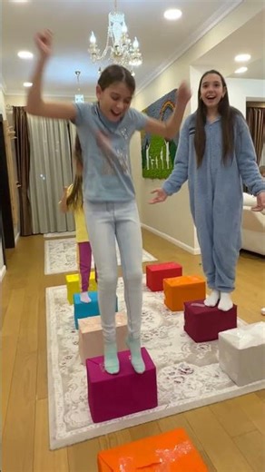 😱 Squid Game în Viața Reală 🫨 cu FAMILIA MAREI 😱 #mara #marastefania