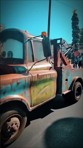 Mater Absolutely Stole the Show 🔥 #Disneyland #Disney #Parade