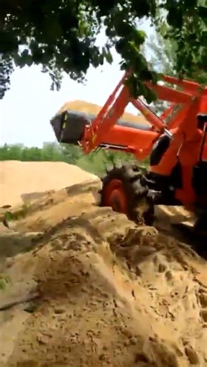 Tractor with front end loader, 4 in 1 bucket, Multi-function, for farming, electrical install, etc.