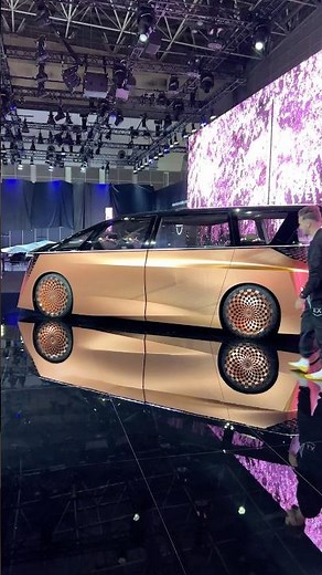 Nissan Hyper Tourer! 😲