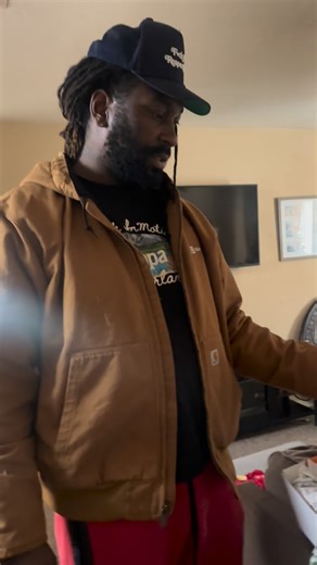 @jettsojuicy on Instagram: "Oh he HATES them 😭😭😂😂😂🤦🏻‍♀️ @dsw yall need to put a disclaimer at the time of purchase like “are you positive he wanted THESE?!!!” 😂😂😂 #fyp #explore #timberland #christmas"