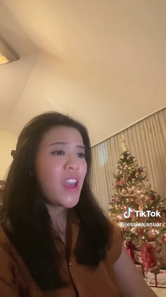 #foramoment #wonka #willywonka #charlieandthechocolatefactory #musical #musicalfilm #ost #soundtrack #fyp #foryourpage