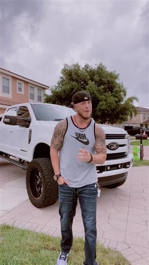 Country Music Cover of Sam Hunt's 'Break Up in a Small Town'