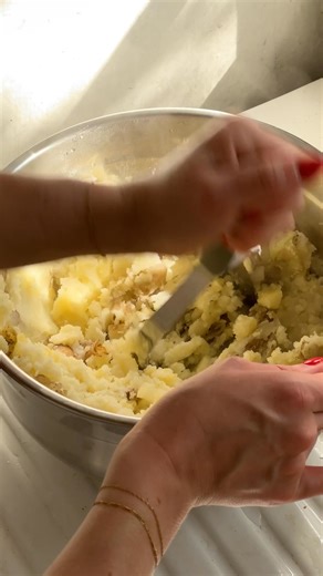 Not just for pasta. Bertolli® Garlic Alfredo Sauce made with fresh cream and real butter elevates potatoes | Bertolli