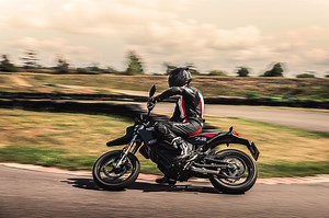 Erfahrungen des 1000PS Testpiloten mit der Zero FXE