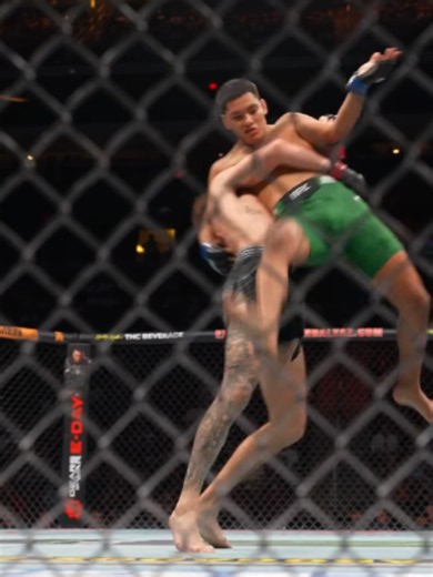 Sean King with the brutal slam KO 😳💥 What a way to make your UFC debut! 👊🔥