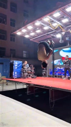 Shirtless Acrobat Does DEATH-DEFYING Flip On The Street... PRO Only! 😱