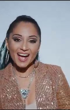 Mindenkinek,aki szereti!😘 Katt a linkre➡️ https://youtu.be/LocvxQz3EUQ | Nótár Mary