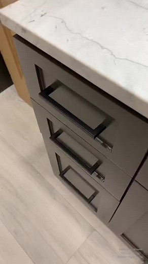 Organized kitchen drawers have our heart @heritagehousehomestead 😍 #kitchen #drawer #utensils #kitchendrawer #organized