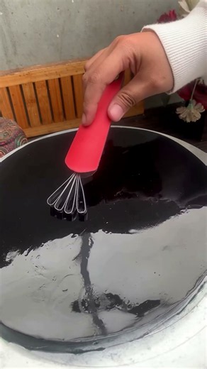 This Thick Black Jelly Swirl Is So Satisfying!