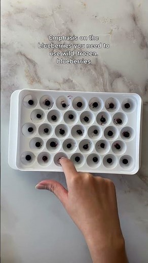 make these halloween “eyes cubes” and enjoy with guava juice. #easyrecipe #halloween #guavajuice