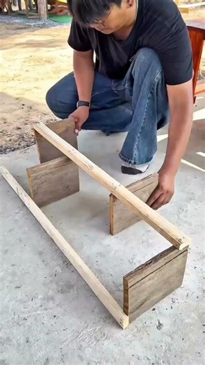 Quick & Easy DIY 3-Tier Wooden Plant Stand 🌿✨