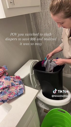 Cloth Diapers vs. Disposable Diapers: The Ultimate Comparison