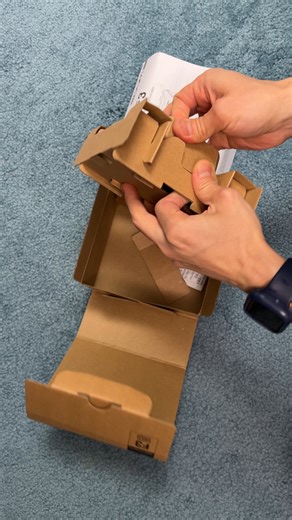 Watch zoom f3 unboxing on Amazon Live