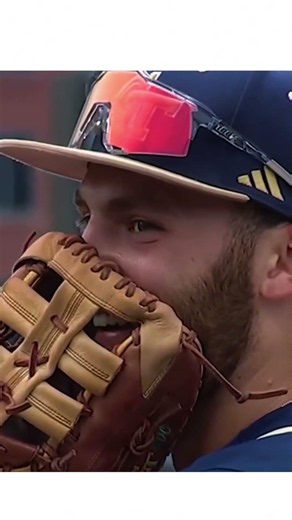 Georgia tech first baseman was laughing but they got the last laugh...🔥