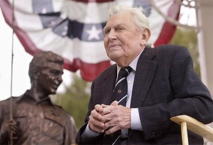 Beloved actor Andy Griffith dies at 86