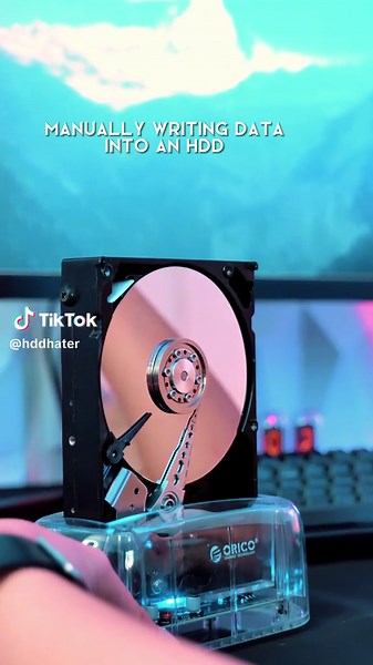 You got many HDD right?#hdd #pcsetup #techtok #enclosure #transparent #harddrive #pcsetup