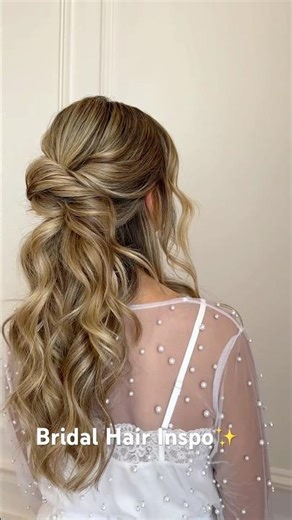 Effortless half up bridal hair inspiration🤎