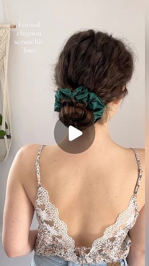 Jennie  | Curly Hair Care and Simple Hairstyle Tutorials on Instagram: "The formal chignon scrunchie bun 冀 How pretty is the emerald green colour  Use code curlycarr10 for 10% your @blushsilkspillowcases purchases 懶 #datenighthair #dinnerdatehair #scrunchiehairstyles #silkscrunchies #curlyhairstyles #curlyhairinspo #curlyhairinspiration #curlyhair #hairstyletutorial #hairstyletutorials #hairtutorials #lowbun #chignonducou #chignon #chignonbun #lowbunhairstyle"