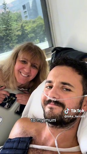 The joys of being an amputee… So much goes into keeping us walking about, honestly I had no idea it was such hard work. We’ve all seen the athletes sprinting about at the Paralympics but behind the scenes it is constant stump changes and socket issues. I’ve been told it all tends to settle down after a couple of years, so let’s hope that is the case 🤞🤞 Thanks for looking after me @Dorset Orthopaedic xx