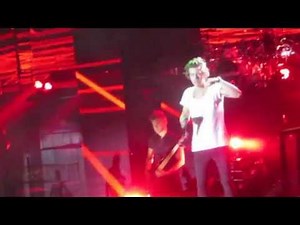 One Direction - Kiss You (7/18/13) Target Center Minneapolis (HD)