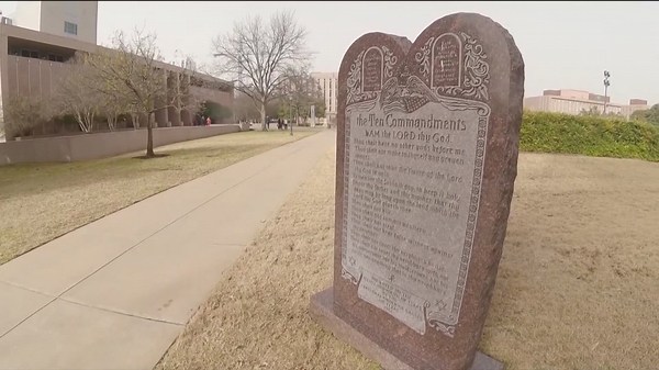 'Blatantly unconstitutional in several ways' | Civil liberty groups, Texas families file lawsuit challenging Senate Bill 10