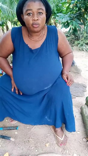 Grace Bonful | Making bamboo fireworks | Instagram