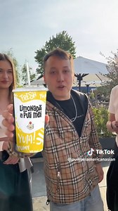 420K views · 11K reactions | Ce ziceti de acest challenge? Tu ti-ai suna fosta prietena sau fostul prieten? 類樂 Te așteptăm cu o masă pe cinste la Puii Mei în Mega Mall și Veranda Mall. Nu uita că ne găsești și pe Tazz, Glovo si BOLT! Nu rata preparatele fresh și savuroase Puii Mei la doar un click distanță. __________________ #reel #newreel #challege #puiimei #fastfood #romania | Puii mei | Facebook