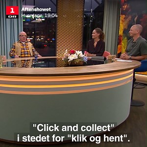 Vi glemmer vores egen kultur og det danske sprog, hvis vi tager for mange engelske ord og vendinger til os. Det mener skuespiller Asger Reher. ”Det forfalder, når danske ord glider væk til fordel for ord, som vi glimrende kunne oversætte til vores egne danske.” Er det vigtigt at bevare det danske sprog, eller skal vi bare "embrace" udviklingen? 😉 | Aftenshowet - DR