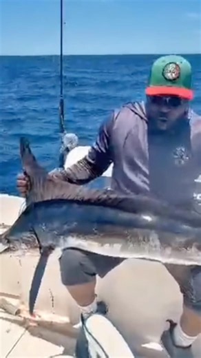 Epic Cabo Trifecta! Big Dorado, Sailfish & Marlin | Abdul Ryan with Kellyfish 🎣