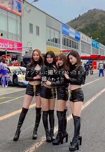 レースクイーンの撮影裏側：スーパーカーと美少女