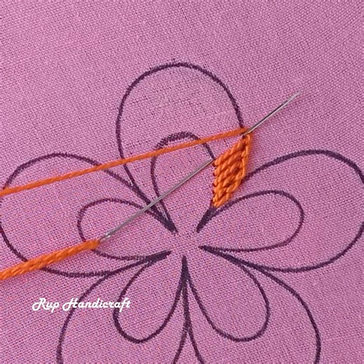 Flower Embroidery ! Blanket & Butterfly Stitch Flower Embroidery Sewing Hacks,Flower Embrodery Tutorial #ruphandicraft #embroidery #flowerembroidery #flowers | Rup Handicraft