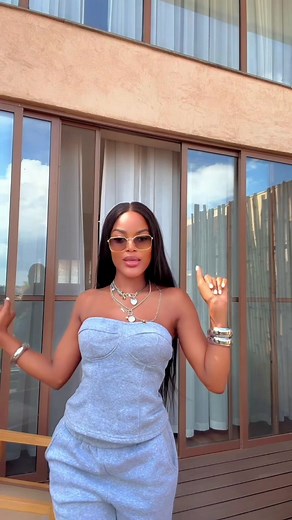You afi know … Am the new Queen 👸 of the Area! #tiktok #avapeace