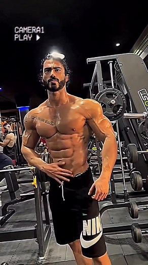 Sweaty Muscle Man #bodybuilding #musclelove #muscle #physiqueupdate #bodybuilder #muscleworship #physique #sweat #abs