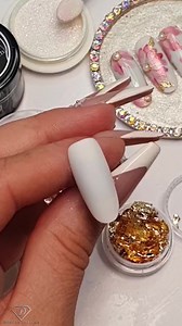 Flower nail art with Aurora chrome pigment. https://www.dorotapalicka.com #nailart #chromenailart #nailsonfleek #nailtutorial #flowernailart #naildesign #nailart2024 #NailArtLovers #ManiMonday #NailGoals #NailPolishAddict #GelNails #NailTech #NailDesigns #NailsOnFleek #NailAddict #NailFashion #NailArtist #NailCommunity | Dorota Palicka - International Nail Artist and Educator