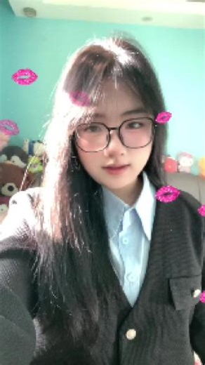 小猫困困的 我也是Z☡zᶻ ⌁#今天当甜妹 #接住我的甜心炮弹 #嘟嘟嘟 #库存视频