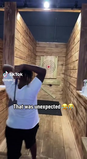 😂😂😂 (via @SC Dee) #fail #funny #brother #accident #axe | Axe Throwing