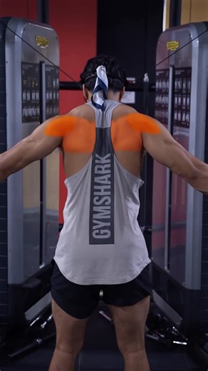 Neymul Hassan Islam on Instagram: "Cable Reverse Flyes: Know The Difference ⚠️ . When performing Reverse Flyes with a 60DEG angle, this will emphasize your Traps. 🔥 However, when performing Reverse Flyes with a 45DEG angle, this will emphasize your Rear Delts. 👊🏽 Save this for next time you train your Back. Keep crushing it saiyans . #back #backworkout #reardelts"