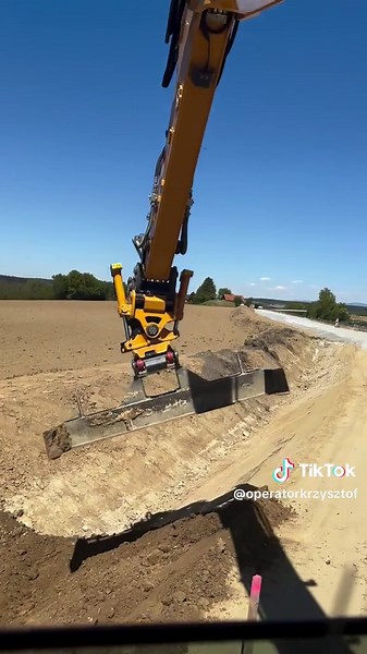 A Day in the Life of Heavy Equipment Operators