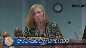 Director of embattled DC crime lab stepping down - WTOP News