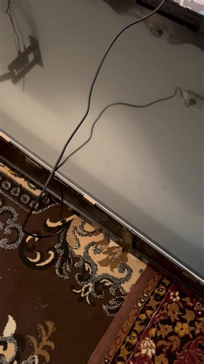 En cours de réparation telefunken 42 pouces TLF 265 image sombre côté gauche de télé | Réparation TV à domicile Tunis