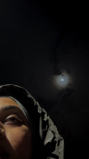 Exploring the Beauty of the Moon in Quranic Context