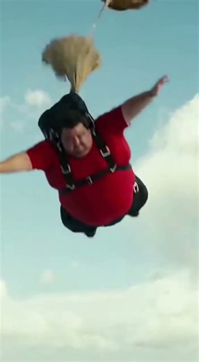 When the Parachute Can’t Handle It 😱 #ParachuteFail #SkydivingFail #EpicFail #FunnyVideos