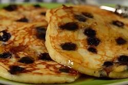 Blueberry Pancakes Recipe Demonstration - Joyofbaking.com